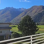 Mountain View House